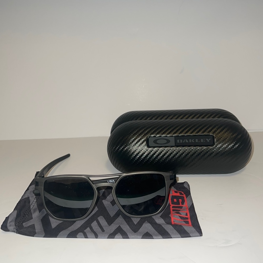 Oakley Latch Alpha Marc Marquez Signature Series